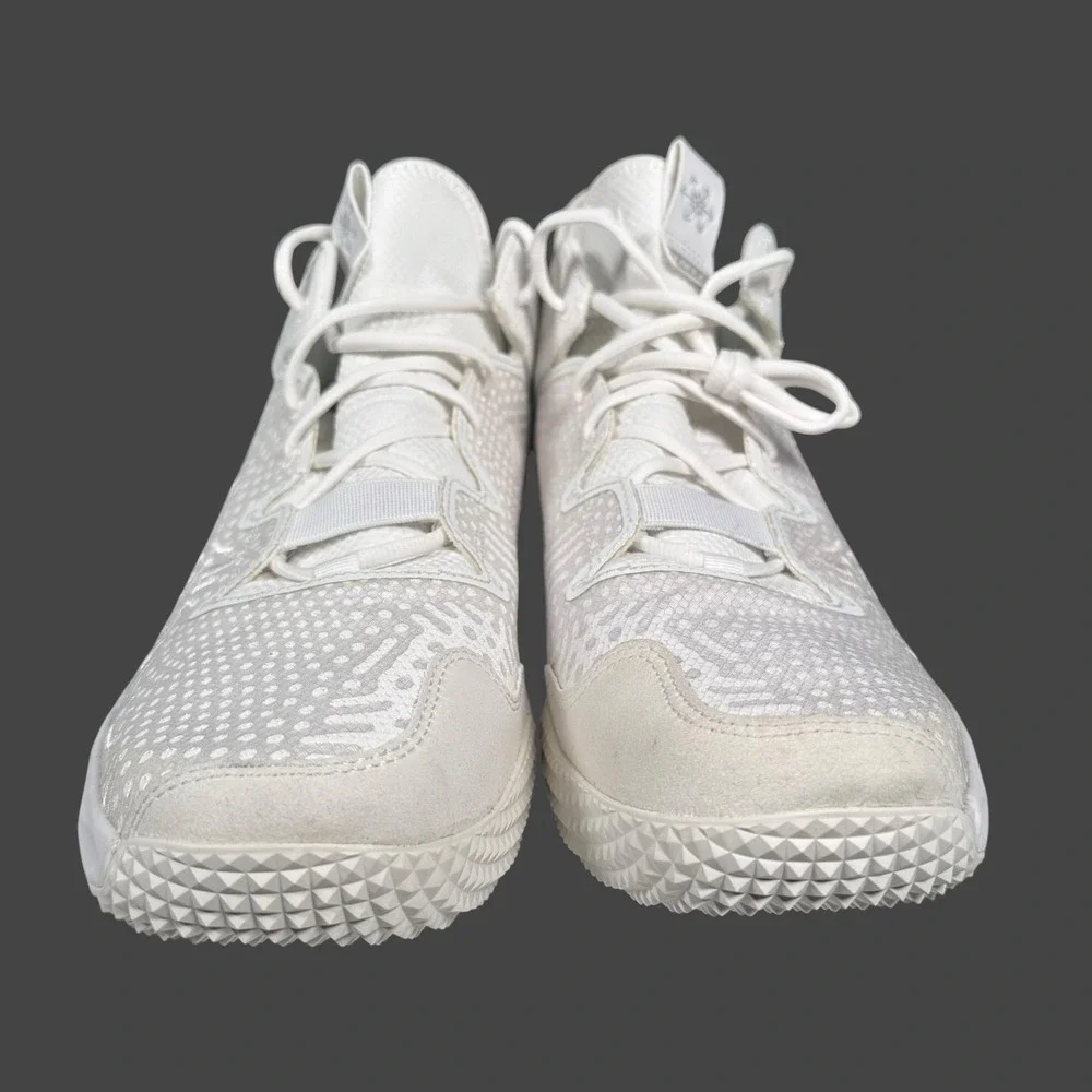 New Balance FreezTW3 Mid Turf Lacrosse Shoes Cleats Mens 15 White *Worn Once EUC